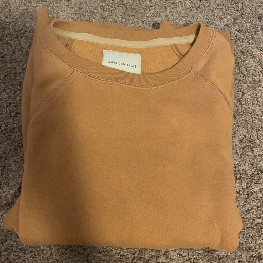 crew neck